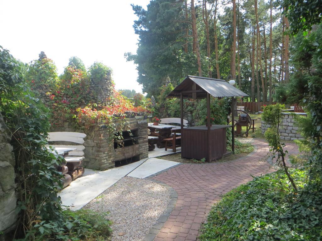 Fantazja - Restauracja I Noclegi Radom Buitenkant foto